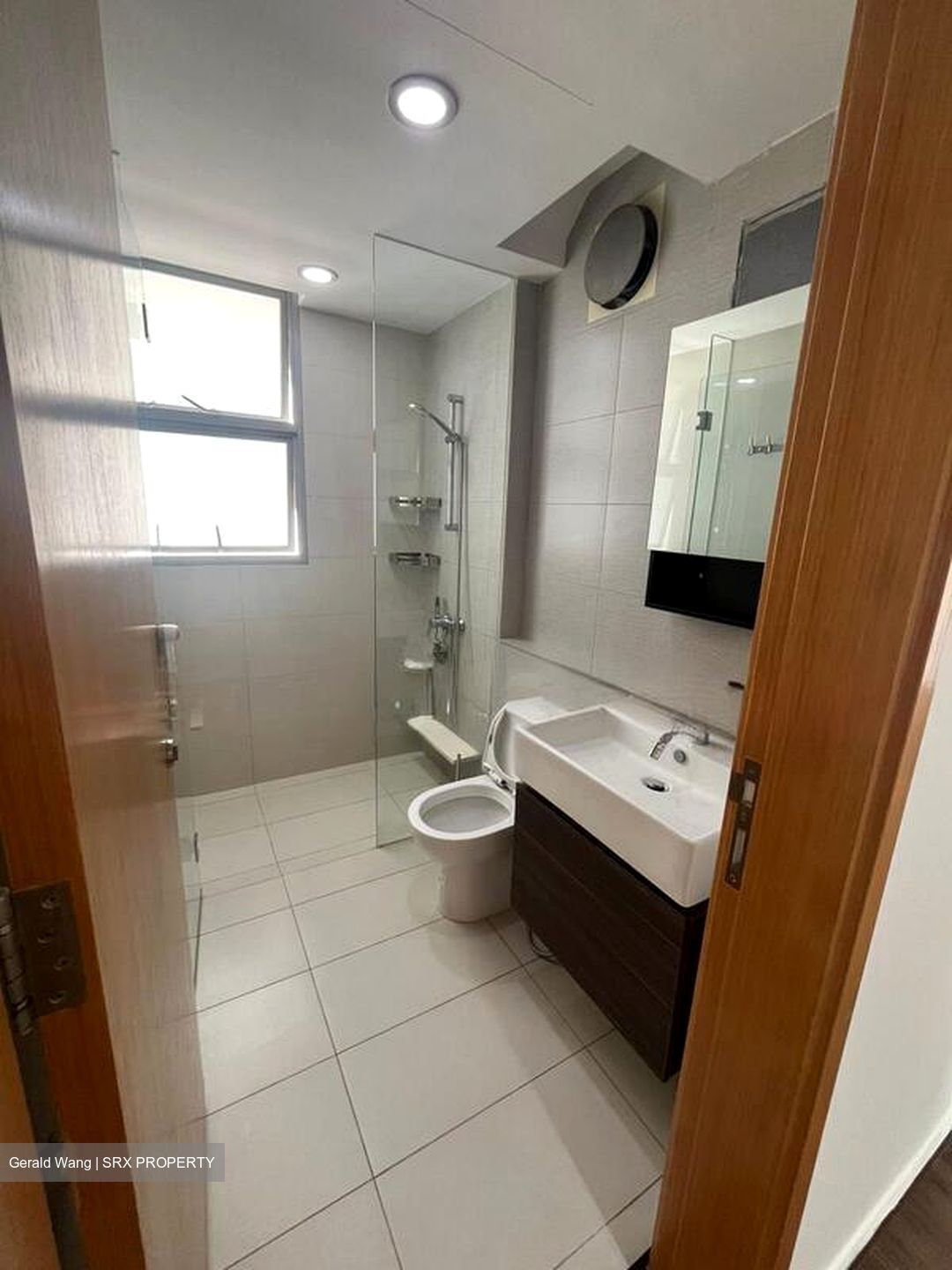 Prive (D19), Condominium #523453011
